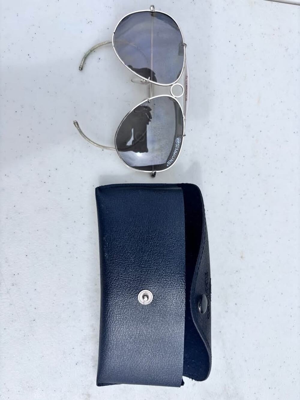Vintage Simmons Model 1362 Gold Aviator Sunglasses w/ Original Case